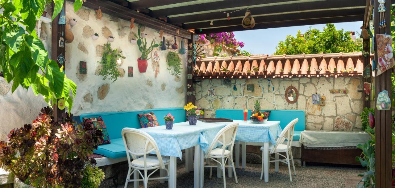Flores Hotel Alacati Exterior foto